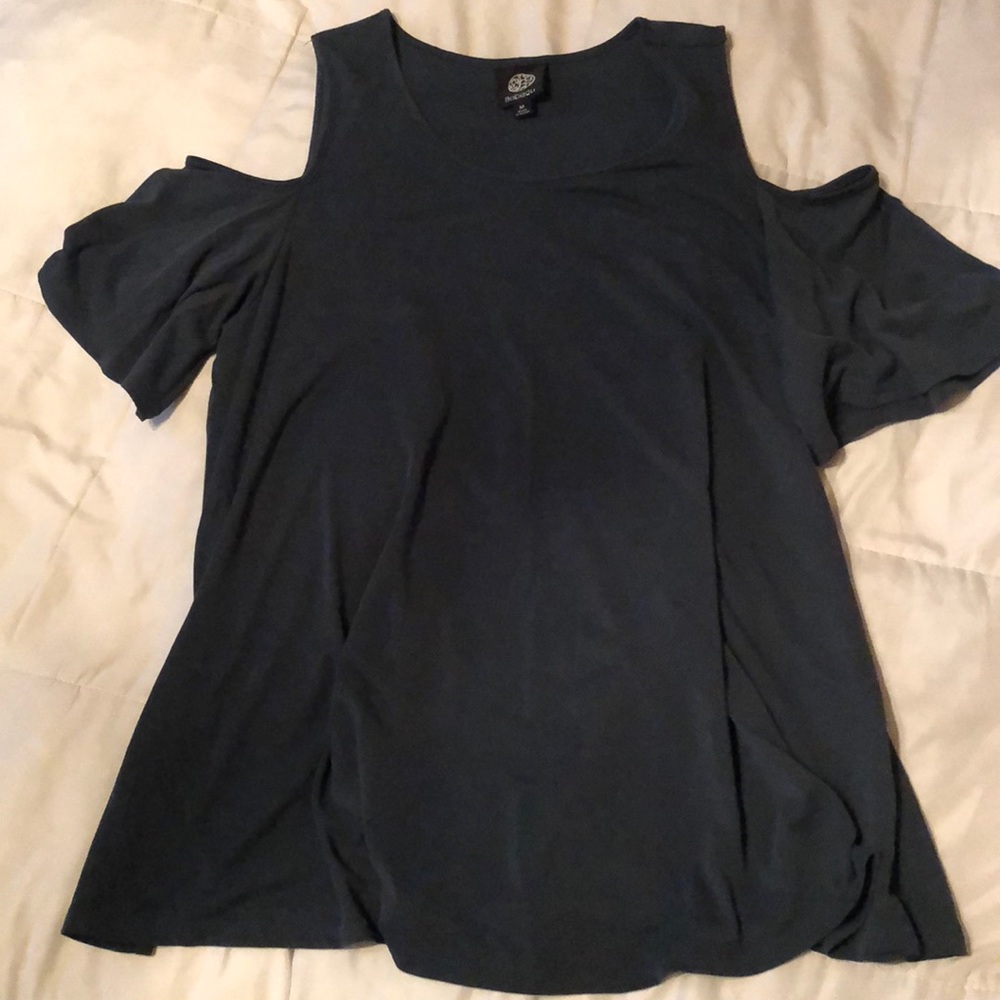 Cold shoulder top